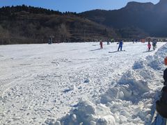 -济南卧虎山滑雪场