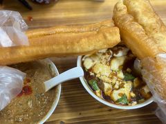 -云南大锅豆浆店