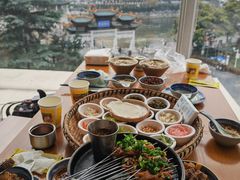 -包整·丝娃娃(甲秀楼景观店)