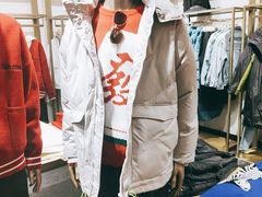 -URBAN REVIVO(济南世茂广场店)