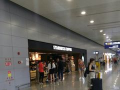 -星巴克(浦东机场T2到达店)