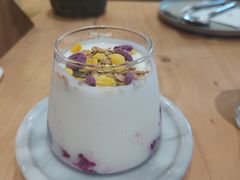 红心燕麦脆思慕雪-上芽食集(德思勤店)