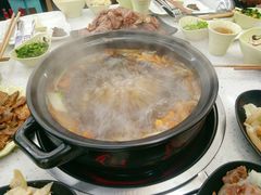 -牛知府云南菌汤鲜牛肉火锅(肖家湾店)