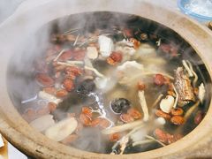 藥膳湯底-威邵鸡煲(西华路总店)