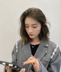 -蘑菇发型