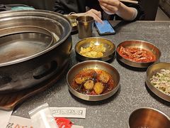 -草家酱蟹炭火烤肉店(珲春南路二店)