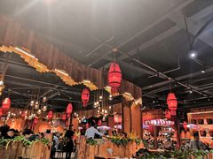 大堂-老滇山寨•云南特色菜•地方菜•民族风情歌舞表演(金碧店)