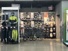 -迪卡侬(西三旗店)