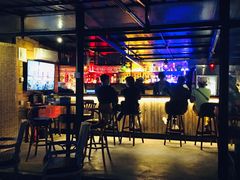 -拖板鞋咖啡旅行酒店(春熙路地铁站店)