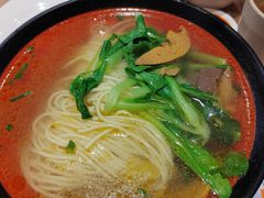 鸡汤面-泰煌鸡·上海白斩鸡·鸡汤面(鹤庆店)