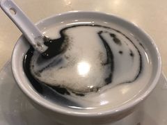 杏仁黑芝麻糊-晶晶甜品(发昌大厦店)