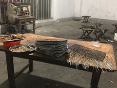 -老广烧烤(骆驼山康馨园店)