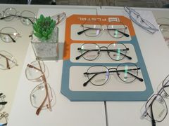 -浮光眼镜·蔡司视觉合作·数字验配中心(陆家嘴店)