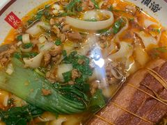 -顺溜·手工刀削面·黑金店(铜锣湾店)