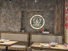 -叶派龙虾•招牌香辣蟹·海鲜(中海国际店)