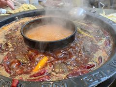 -黄潇洒老火锅(九眼桥宏济巷店)