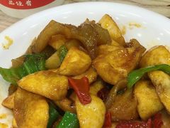 -江城燕子大排档(江汉路步行街店)