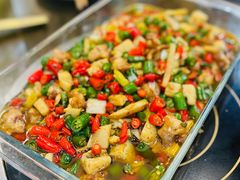 -黄桷树曹家私房菜(江与城店)