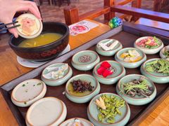 -桥香园过桥米线(国贸店)