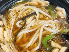 -天瑞福云南过桥米线(十里河店)