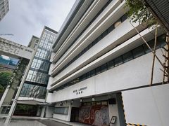 -香港大学