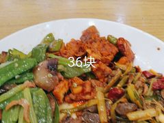 -笔架山食堂