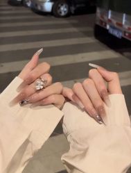 -UU·NAIL美甲美睫專門店