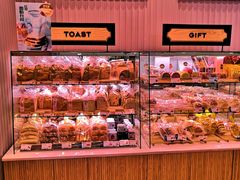 -巴黎贝甜(华堂新辰汇店)