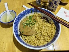 -沪西老弄堂面馆(定西路店)