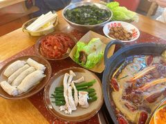 -赵美丽·重庆社区火锅·直营店(火车东站·中豪国际店)