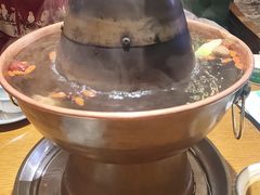 -年巴羊肉铺老铜锅(梅江店)