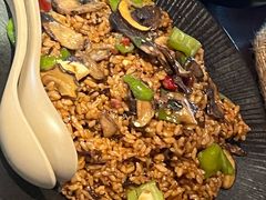 -芸鲜季·云南野生菌餐厅· 云南风物味研社(闵行店)