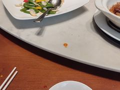 -泓历皇朝酒店(东亭店)