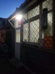 -兰建理发店