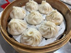 -莱莱小笼·乔艾