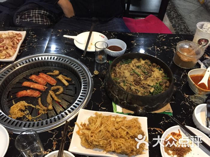 小地桌烤肉铺图片 - 第1张