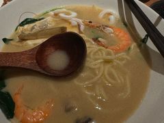 -荣家黄鱼面(前滩太古里店)
