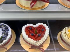 -花花卷卷·鲜食蛋糕(静安久光百货店)