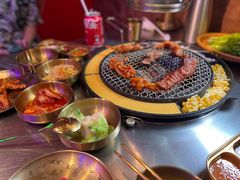 -釜山火炉·海鲜烤肉(紫藤路店)