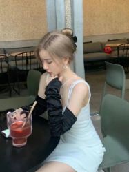 -丝语萱形象