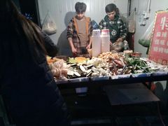 -洪河半边街夜市