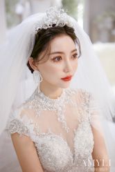 -艾米丽婚纱礼服