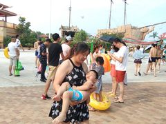 -汤山欢乐水世界