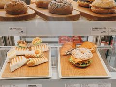 -Tims天好咖啡·贝果(东吴龙湖天街店)