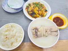 -彭记老妈蹄花(文化路店)