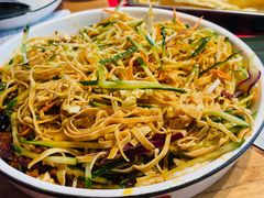 -山河屯铁锅炖·非遗东北菜(南山店)