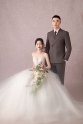 -雪中彩影婚纱摄影·微光艺术中心