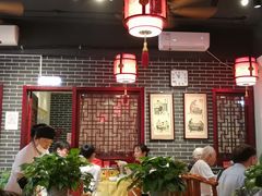 大堂-陈寔包子王·卤煮小肠·京味小吃(龙潭店)