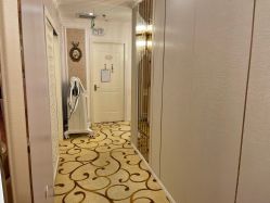 -茜尔维亚修身连锁(杨浦五角场店)