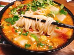 -肥汁米蘭香港米线(长宁来福士店)